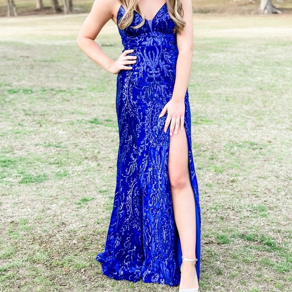 Dresses & Skirts - Royal Blue velvet and sequin tie back full length formal Dress juniors 5